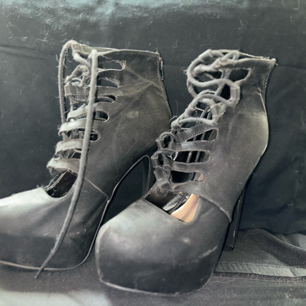 Charlotte Russe size 8
